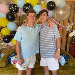 Meet your Posher, Brady